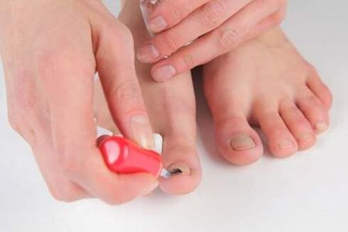 Nail polishes