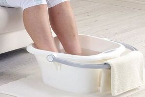 foot bath to treat fungus