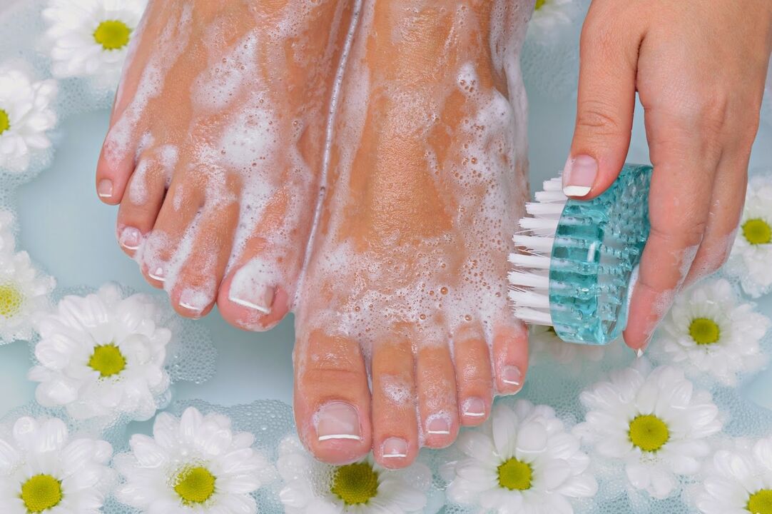 foot care to prevent fungus